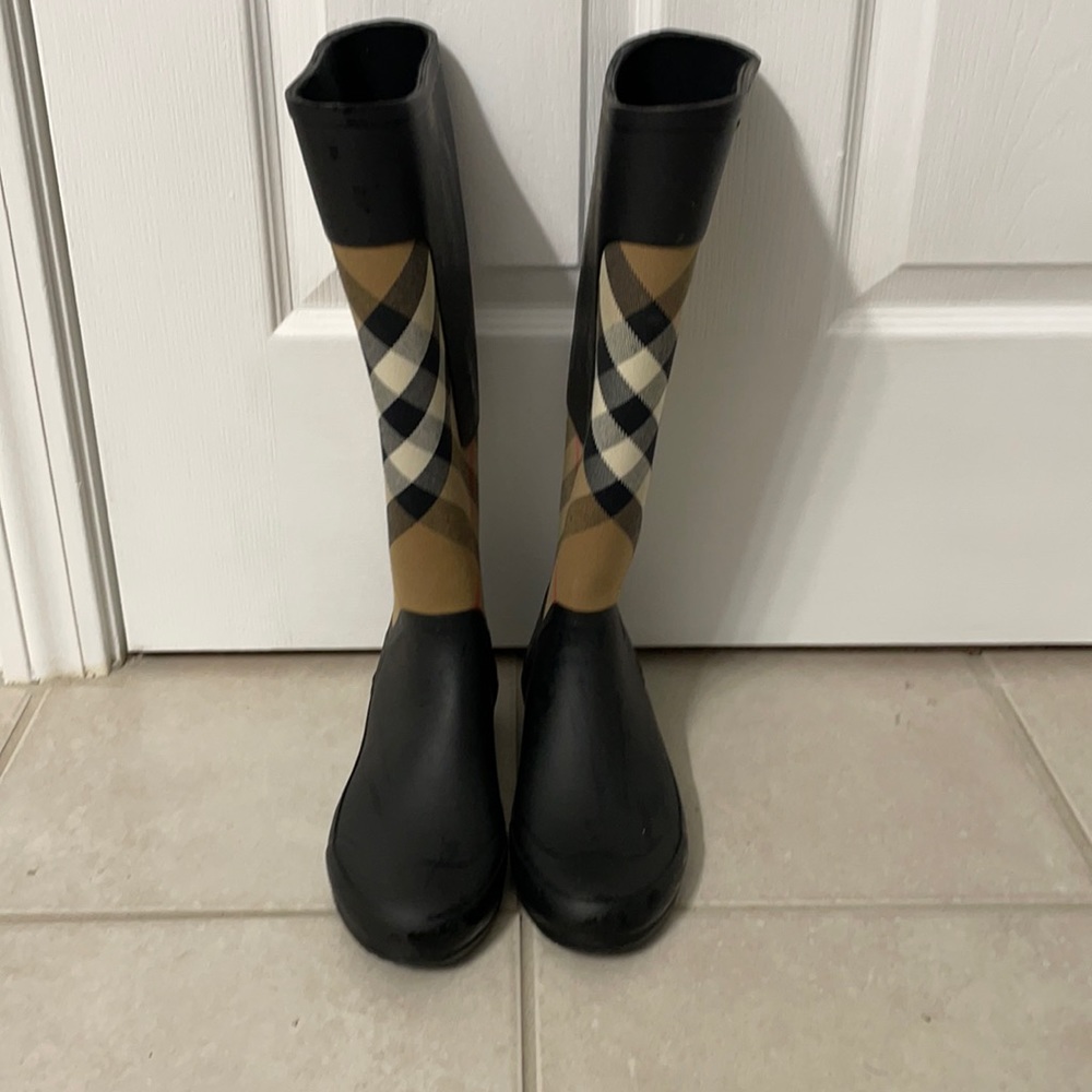 Burberry Boots